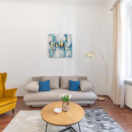 Deluxe And Cozy City Center Suite For 8Ppl Budapest Exterior photo
